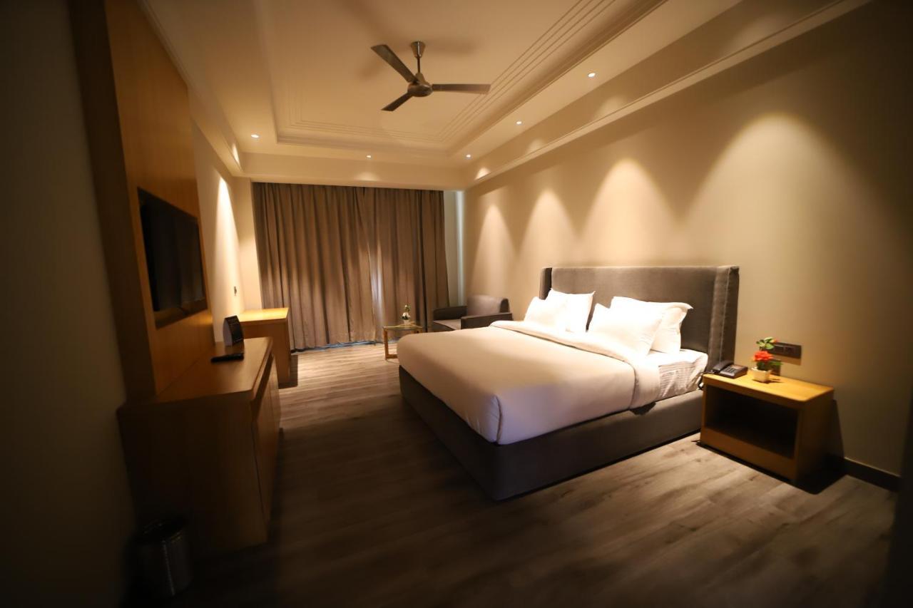 Hotel Abha Grand Alīgarh 외부 사진