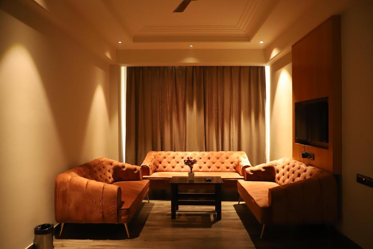 Hotel Abha Grand Alīgarh 외부 사진