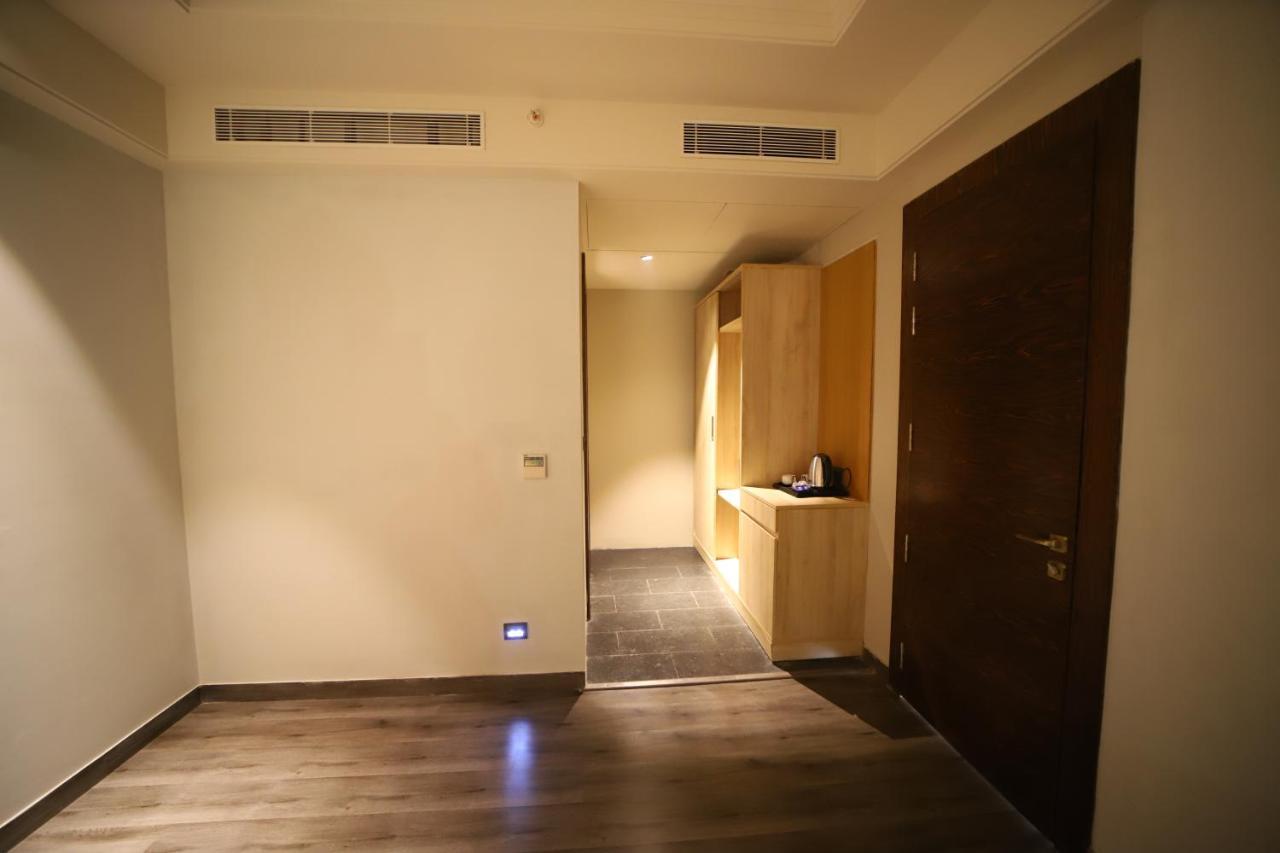 Hotel Abha Grand Alīgarh 외부 사진
